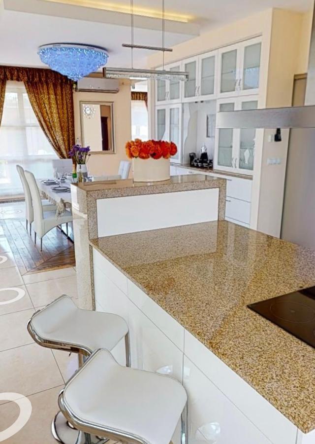 Apartamenty D-2 Варшава Экстерьер фото